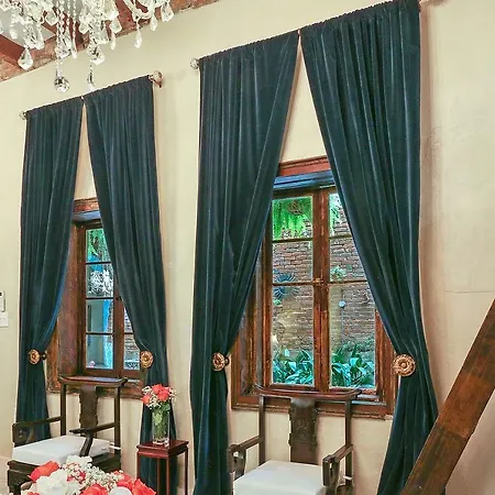 French Quarter Mansion-3