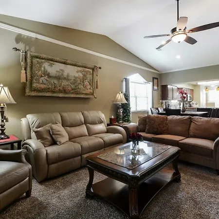 Thousand Hills Luxury Condos: Heart of Branson Retreat-2