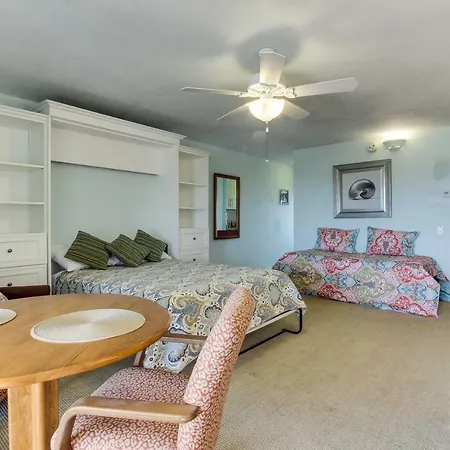 Marina Retreat-3