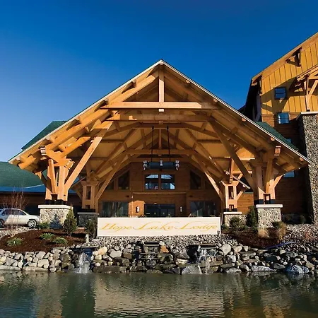 Hope Lake Lodge & Indoor Waterpark-2