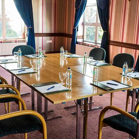 Sheldon Park Hotel And Leisure Club-3