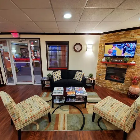 Super 8 By Wyndham Monticello-3