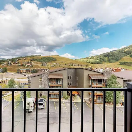 Mountain Getaway-2