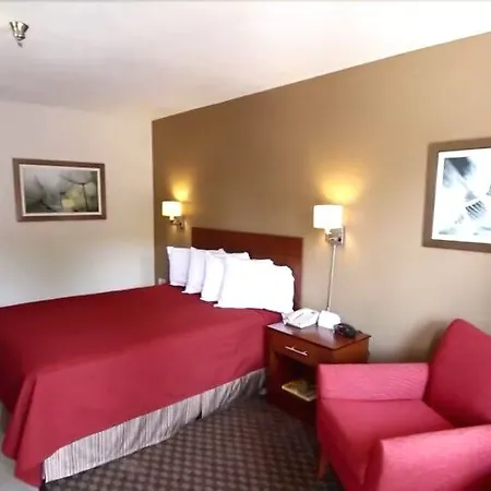 Intown Suites Extended Stay Gulfport-2