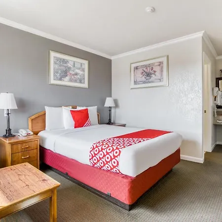 Americas Best Value Inn - Petaluma-2