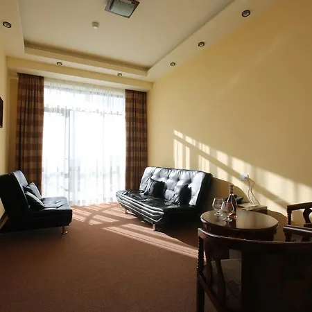 Nare Hotel-2