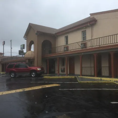 Royalinn & Suites-3