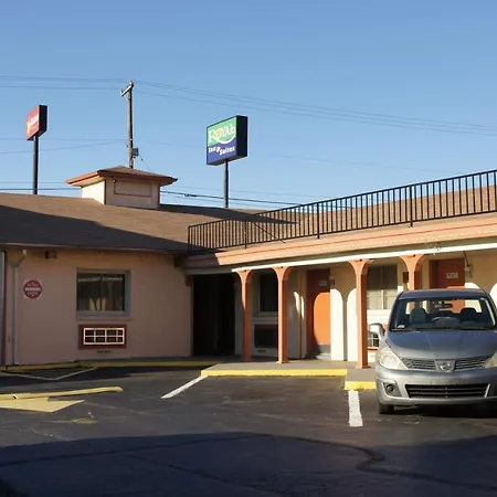 Royalinn & Suites-2