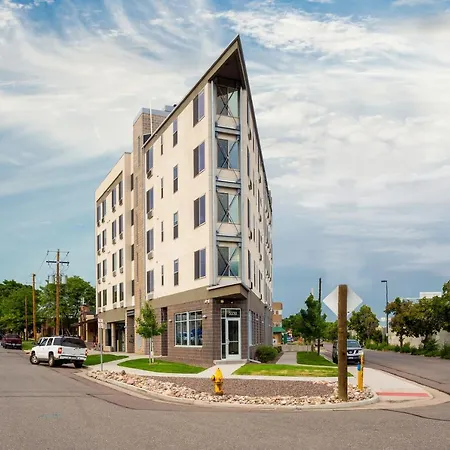 Kasa Comma Lohi Denver-2