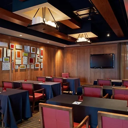 Hotel Indigo Boston - Newton Riverside-2