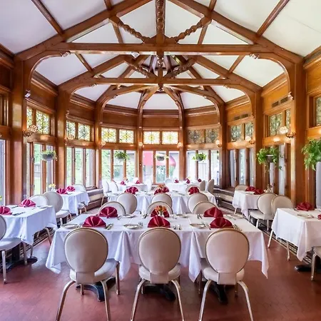 Vinifera Inn-3