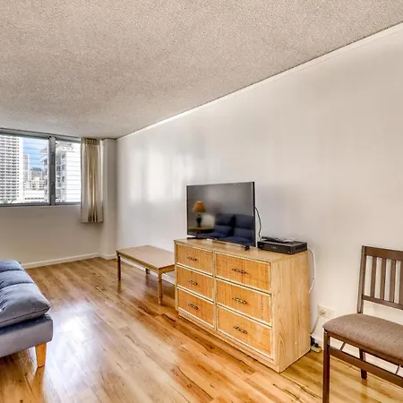 Tradewinds Plaza 801-3