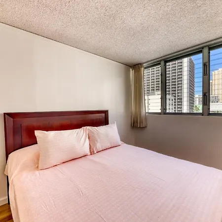 Tradewinds Plaza 801-2