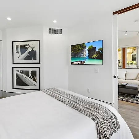 Ocean Treasure Beachside Suites-2