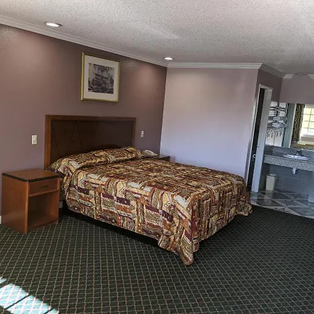 Heritage Inn-3
