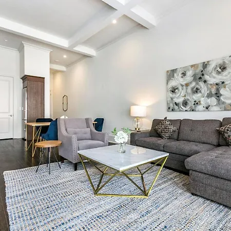 1 And 2 Bedroom Private Condos Steps Away From French Quarter-2