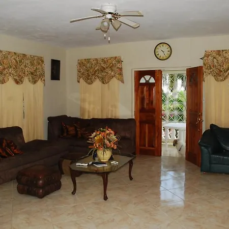 Casa De Montego Bay Guesthouse-2