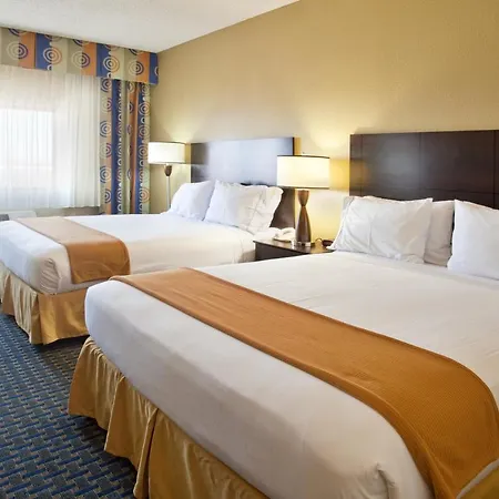 Holiday Inn Express & Suites Phoenix/Chandler-2