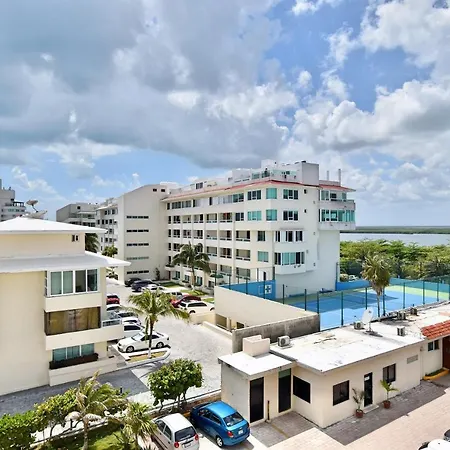 Solymar Condo Beach Resort By Casago-3