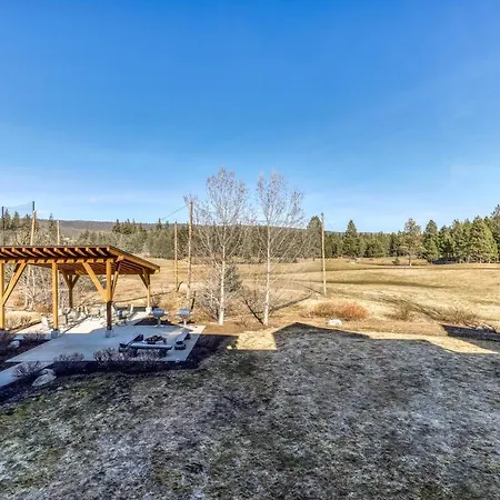 Trailhead Lodge #201-2