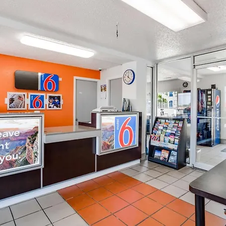 Motel 6-Fayetteville, Ar-2