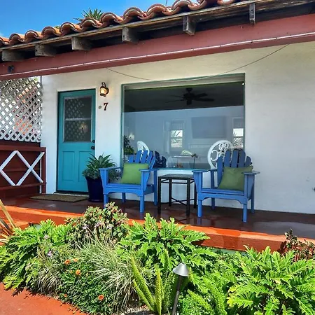 Beachcomber Inn-2