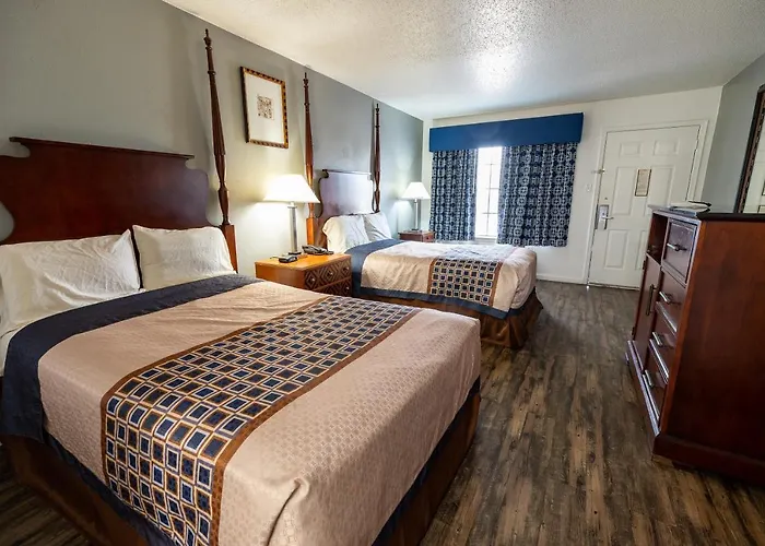 American Inn & Suites Russellville