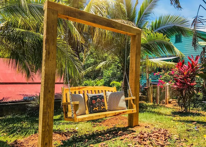 Manurii Garden (Adults Only) Hotel Utila