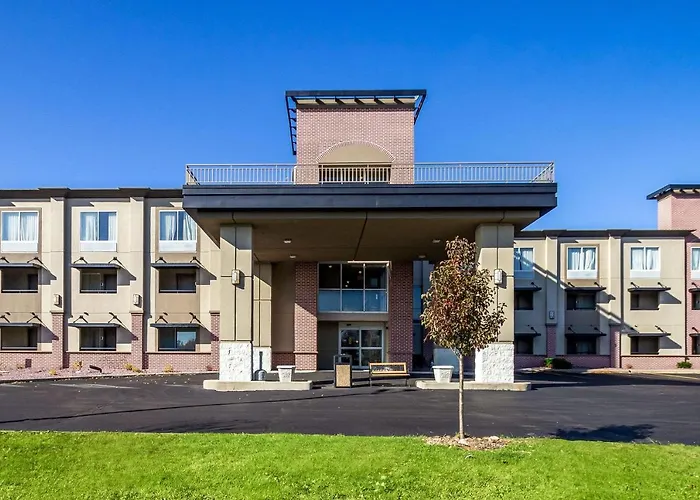 Quality Inn Milwaukee- Brookfield