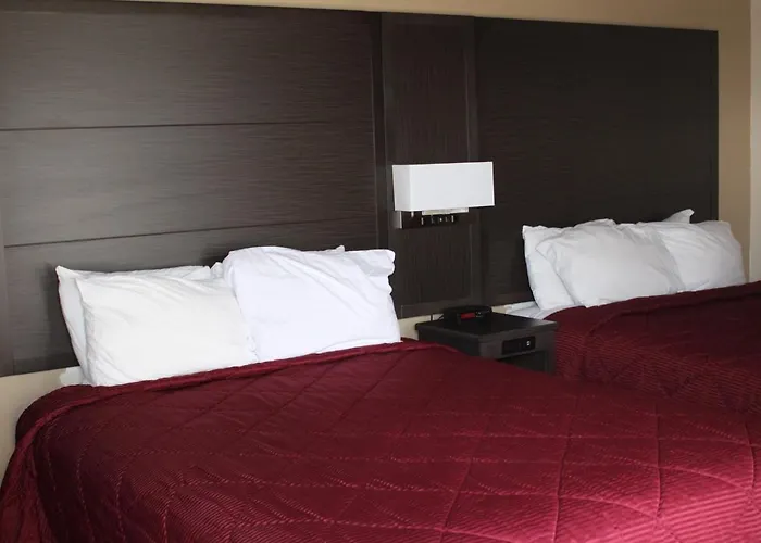Lamplighter Inn