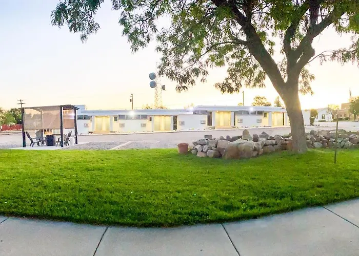 Blue Sage Inn & Suites Blanding