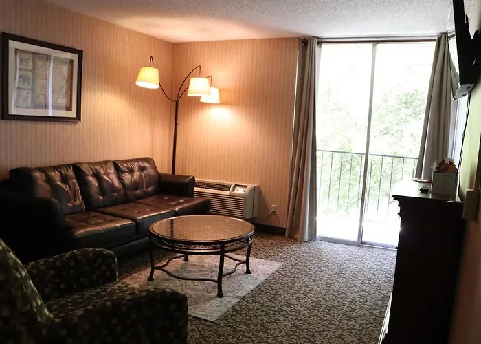 Gateway Hotel
