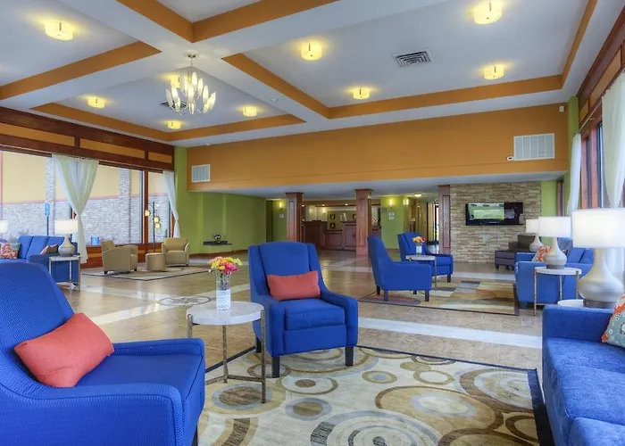 Quality Inn & Suites East Ridge