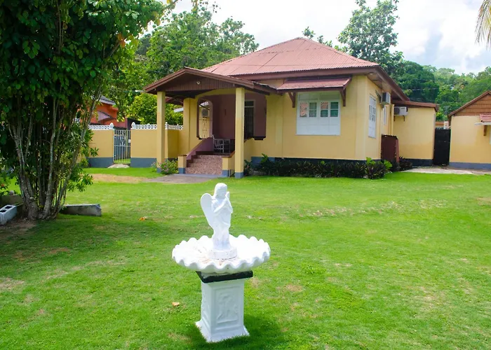 Little Shaw Park Guest House Ocho Rios