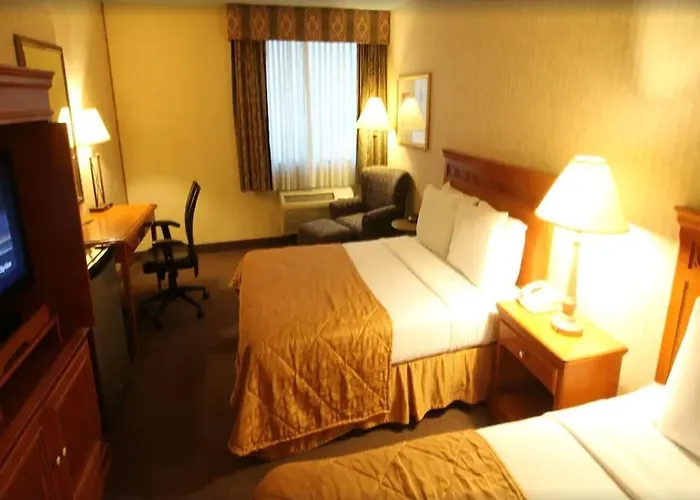 Clarion Hotel Park Central Dallas