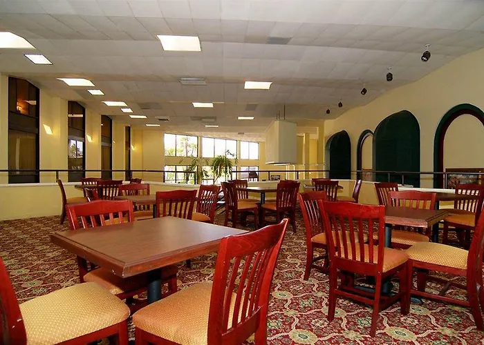 Palm Bay Hotel And Conference Center