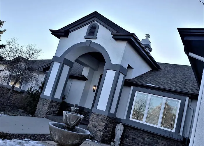 Peak Valley Manor, A Modern Farmhouse Colorado Springs