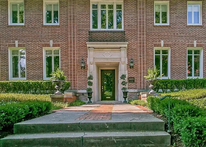 Bishops Hall (Adults Only) Oak Park