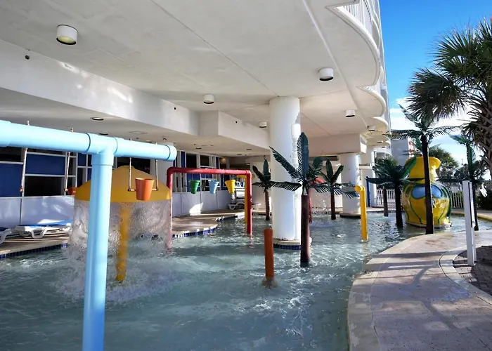 Deluxe Ocean Front Two-Bedroom Condo In Sandy Beach Resort