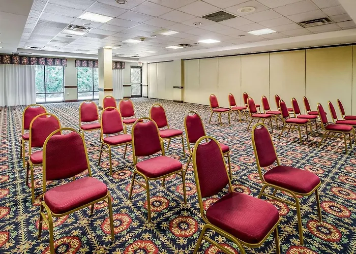 Best Western Plus Savannah Gateway