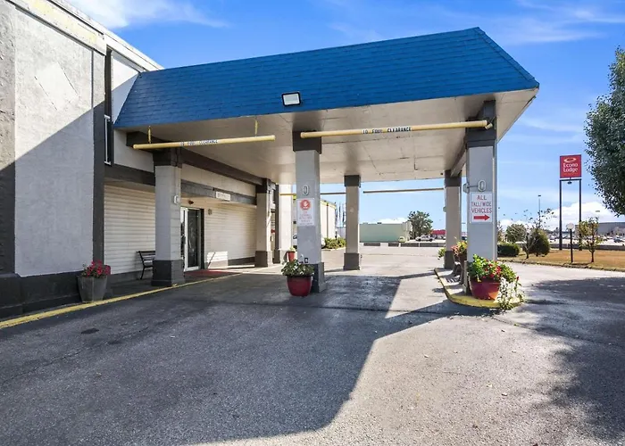 Econo Lodge Inn & Suites Terre Haute