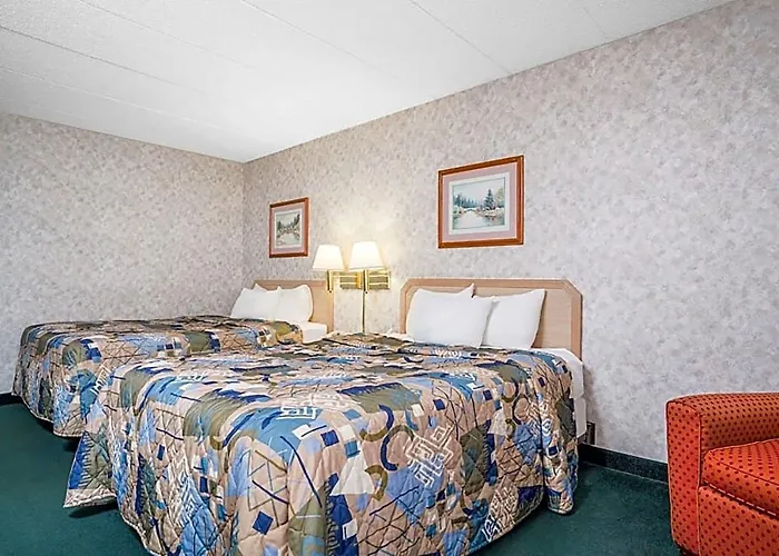 Days Inn Hotel & Conference Center La Crosse