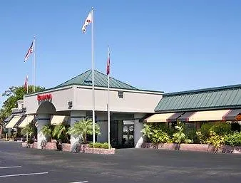 Ramada Speedway Daytona Hotel Daytona Beach