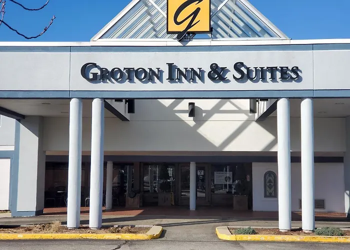 Groton Inn & Suites