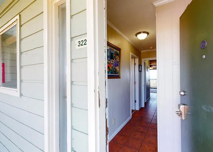 Sea Cabin 322-B Hotel Isle of Palms