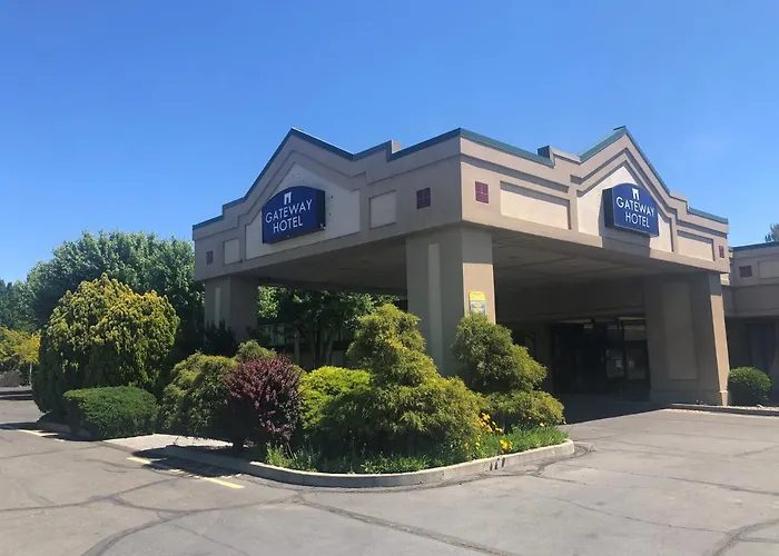 Gateway Hotel