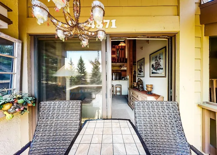 Elkhorn Retreat