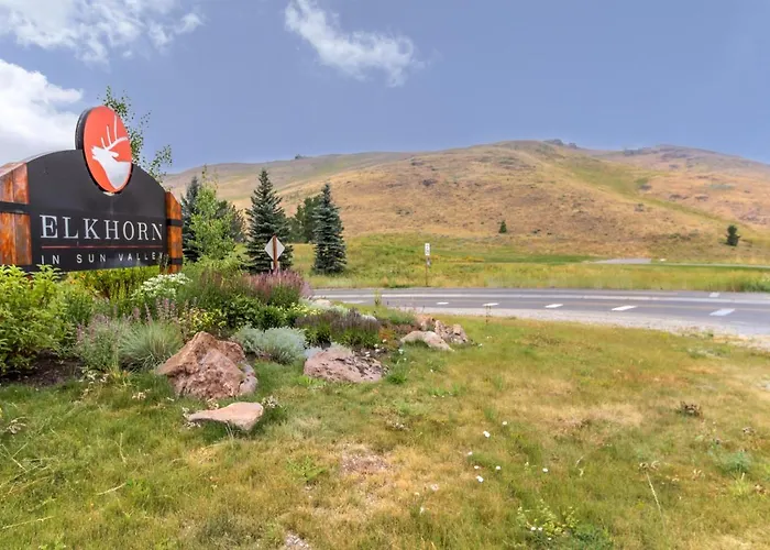 Elkhorn Retreat