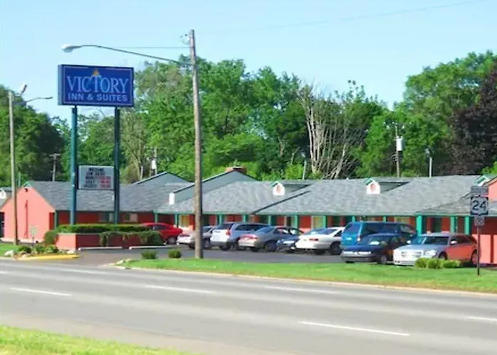 A Victory Inn & Suites - Detroit
