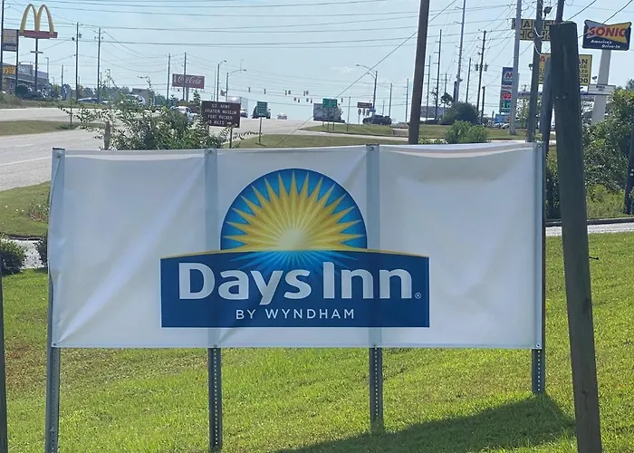 Dayss Inn Ozark